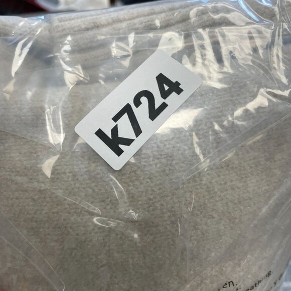 NWOT Dalia Women's Beige Wool Blend Midi Sweater Dress S Crewneck - Picture 9 of 9